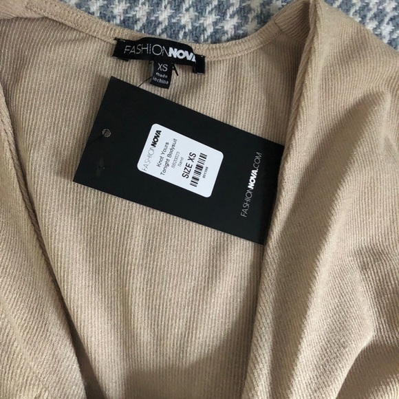 Tan knot stretchy bodysuit 2 for 1 - Picture 4 of 7